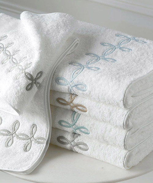 towels from matouk, gordian knot